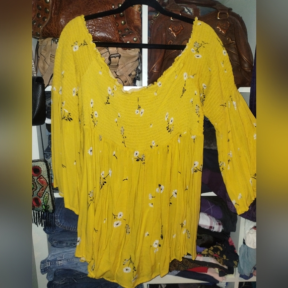 Torrid  3X Floral Off-Shoulder Top - Picture 3 of 9